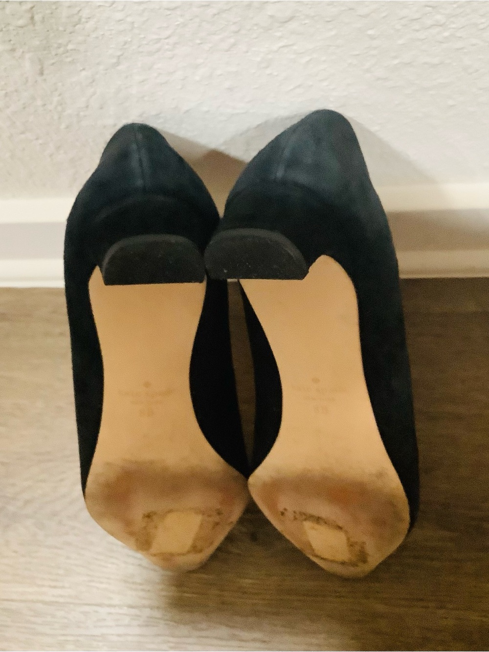 kate spade Black Suede Pointed Heels / Used only few times - Picture 6 of 7
